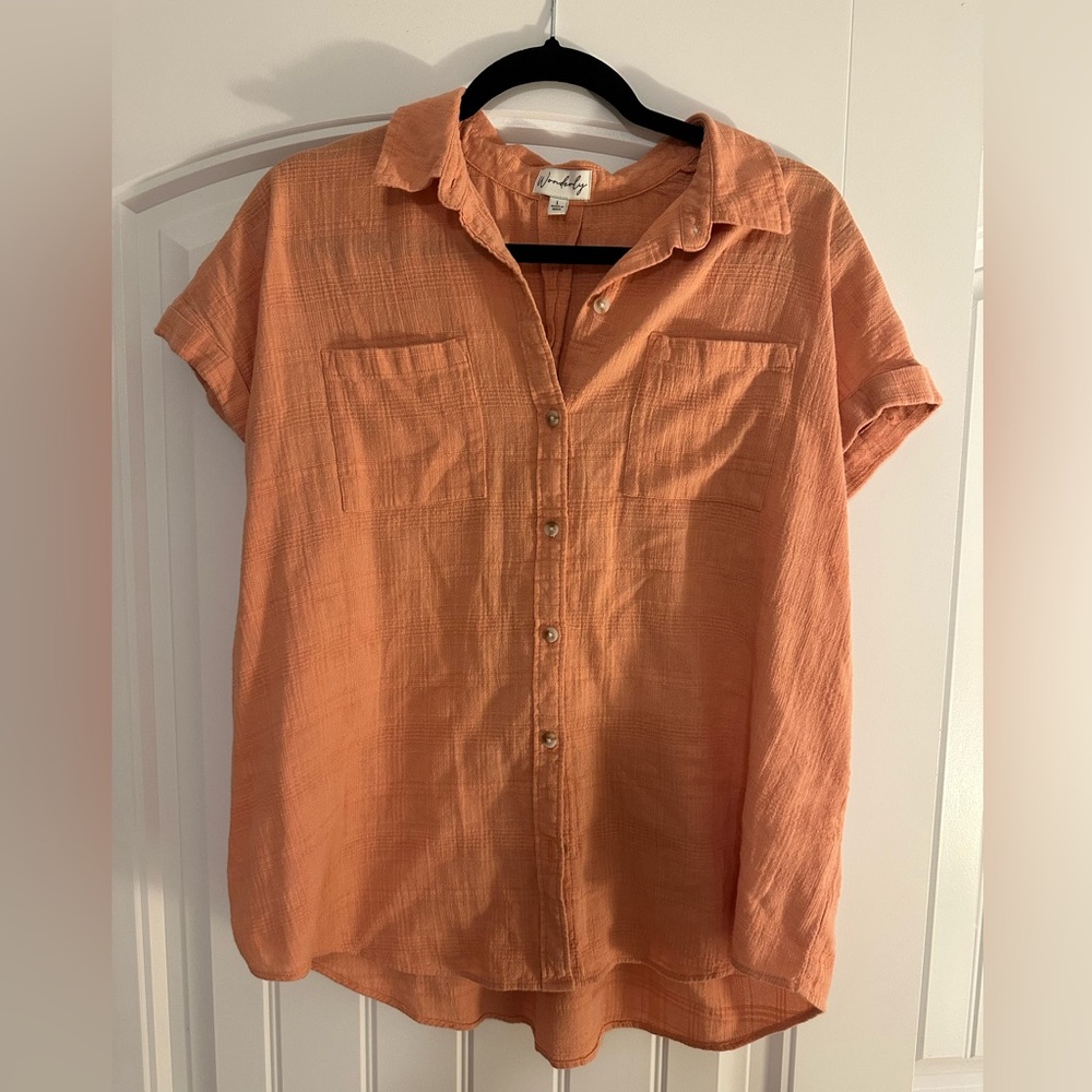Button-Up Short Sleeve Shirt